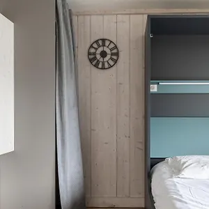 https://studio-vue-mont-joly-a-2-pas-tramway-mont-blanc.hotels-rhonealpes.com